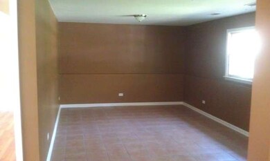 3427 Maple Ln, Hazel Crest, IL 60429 - photo 4