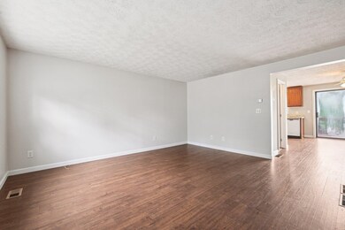 272 Winding Pond Rd unit 272, Londonderry, NH 03053 - photo 7