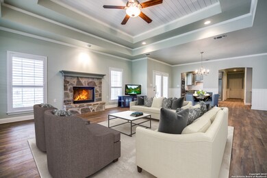 2257 Gruene Lake Dr, New Braunfels, TX 78130 - photo 3