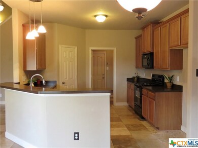 42 inch cabinets-rooms for plenty of storage!