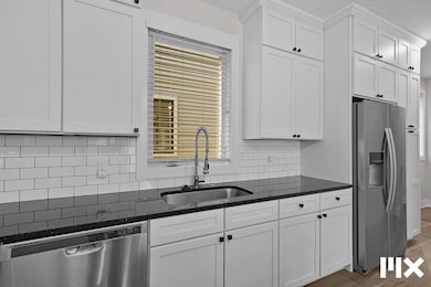 627 Fairview Ave NE unit 2, Grand Rapids, MI 49503 - photo 6