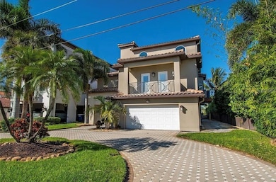 136 Devon Dr, Clearwater Beach, FL 33767 - photo 4