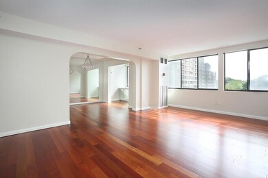 250 Hammond Pond Pkwy unit 609N, Chestnut Hill, MA 02467 - photo 6