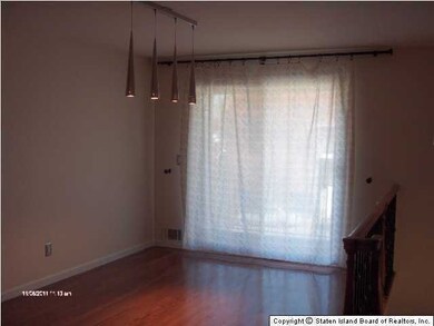 356 Caswell Ave, Staten Island, NY 10314 - photo 5