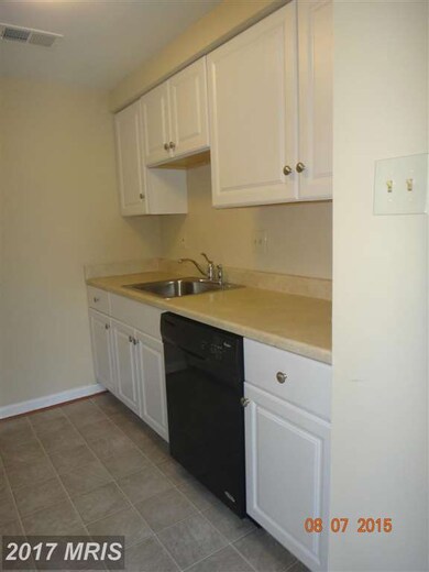 522 West Ct, Glen Burnie, MD 21061 - photo 7