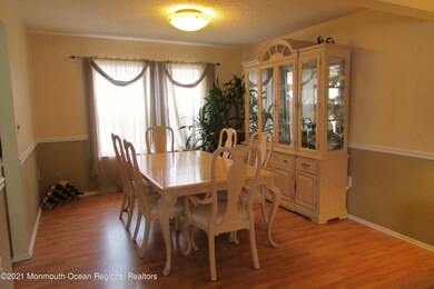 628 Loxley Dr, Toms River, NJ 08753 - photo 6