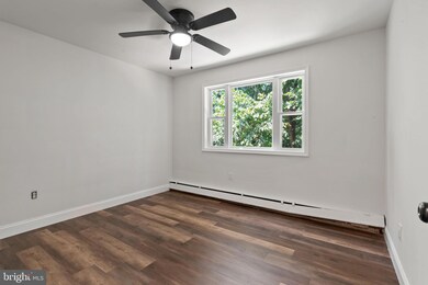 610 57th St NE unit 202, Washington, DC 20019 - photo 5