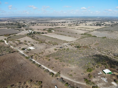 4101 County Road 4516, Hondo, TX 78861 - photo 7