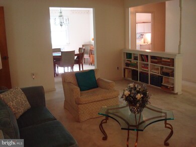 318 Old Mill Dr, Langhorne, PA 19047 - photo 5