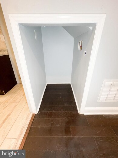 429 N Washington St, Baltimore, MD 21231 - photo 5