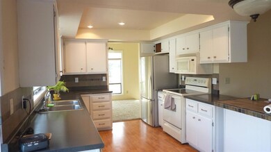 2839 Crystal Dr, Medford, OR 97504 - photo 2