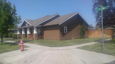 20680 Jayhawk Ln, Bend, OR 97702 - photo 2