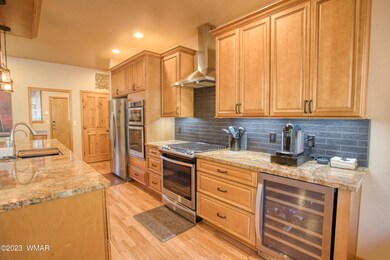 008_Kitchen