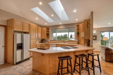 733 Edmonds St, Edmonds, WA 98020 - photo 5