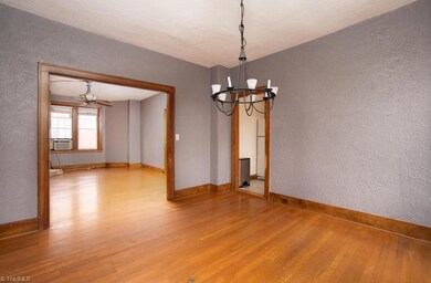 828 N Elm St unit E6, Greensboro, NC 27401 - photo 6