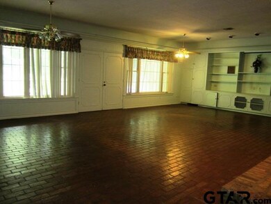 200 Glenhaven Dr, Tyler, TX 75701 - photo 5