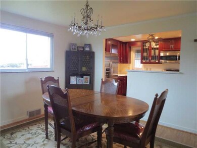 Dining Room. Lovely  dining room open to beautiful