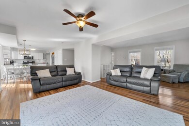 250 Owings Hill Ct, Owings, MD 20736 - photo 6