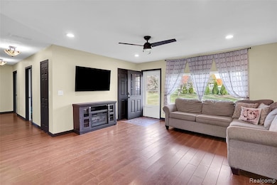 5191 Pratt Rd, Metamora, MI 48455 - photo 7