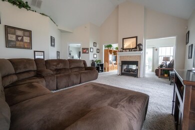 7647 E 104th Place, Crown Point, IN 46307 - photo 6