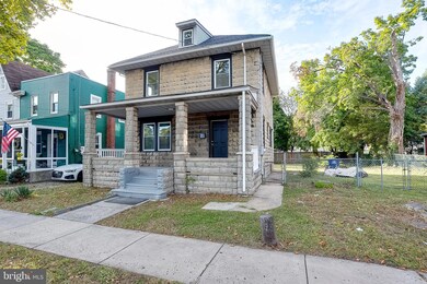 317 W Broad St, Palmyra, NJ 08065 - photo 2