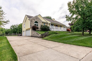 7416 Emi Dr, Liberty Township, OH 45044 - photo 2