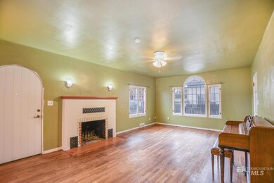 1007 S Ivy St, Nampa, ID 83686 - photo 6