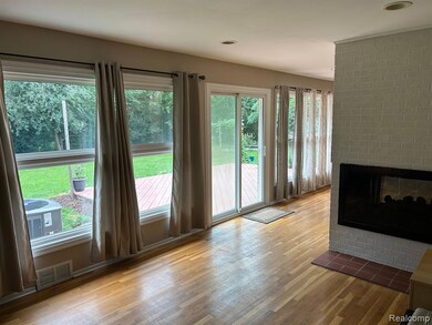 32615 Briarcrest Knoll, Farmington Hills, MI 48334 - photo 4