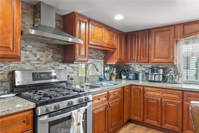 2865 W Rialto Ave unit 17, Rialto, CA 92376 - photo 5