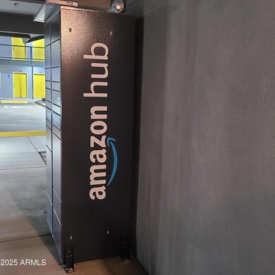 Amazon Locker