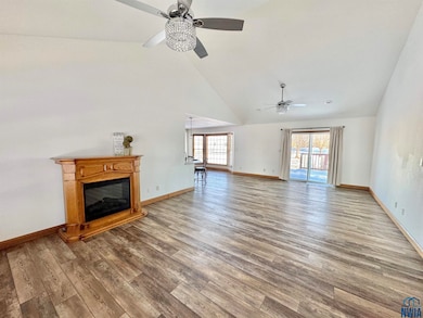 504 Colfax Ct, Sergeant Bluff, IA 51054 - photo 3