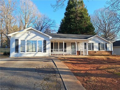 212 Natalie Ln, King, NC 27021 - photo 2