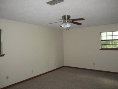 2814 Hickman Ave, Picayune, MS 39466 - photo 4