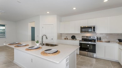 Convenient Kitchen & Cafe
