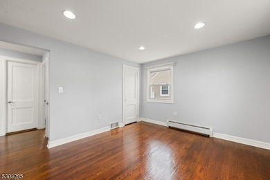 2670 Bancroft Ave, Union, NJ 07083 - photo 6