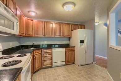 31 Green Briar Rd, Fitchburg, MA 01420 - photo 7