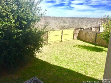 7426 Gamble Oak Dr, San Antonio, TX 78223 - photo 5