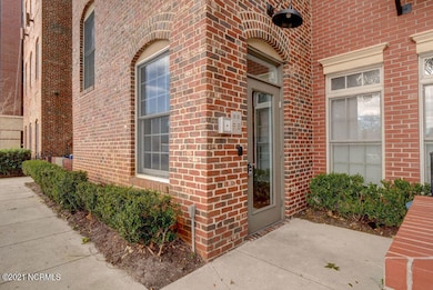 715 N 4th St unit 302, Wilmington, NC 28401 - photo 3