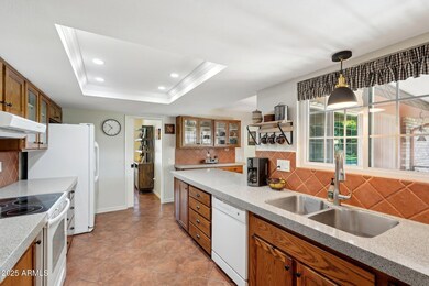 19-web-or-mls-W Shasta Dr-019