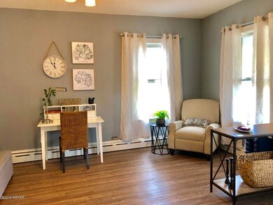 24 Lower Market St, Milton, PA 17847 - photo 3