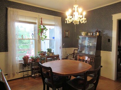 543 Pleasant St, West Rutland, VT 05777 - photo 4