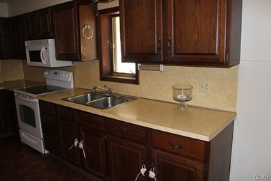 522 Minor St, Emmaus, PA 18049 - photo 6