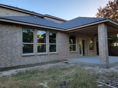 8319 Deep Green Dr, Dallas, TX 75249 - photo 5