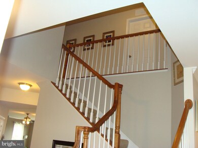 17066 Greenwood Dr, Round Hill, VA 20141 - photo 5