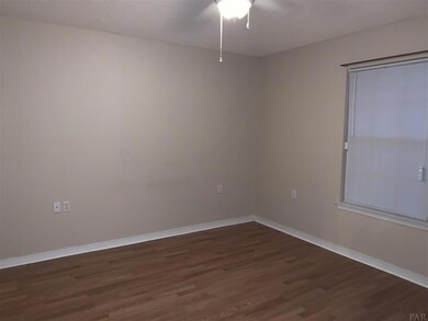 2551 Trailwood Dr, Cantonment, FL 32533 - photo 6