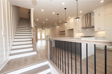 310 Crimson Pine Aly unit 10, Alpharetta, GA 30004 - photo 3