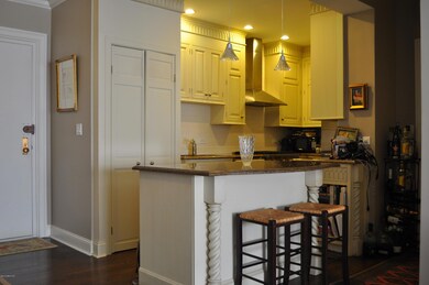 Harbor View unit 3J, Greenwich, CT 06830 - photo 4