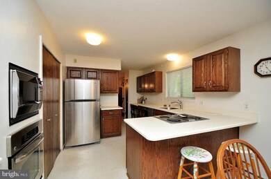 6454 Red Keel, Columbia, MD 21044 - photo 4