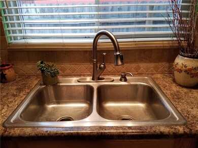Ceramic tile backsplash