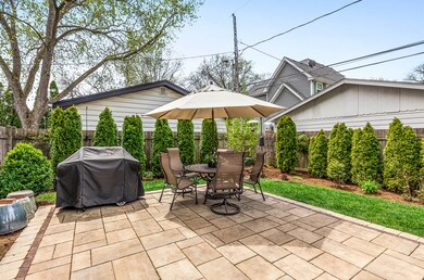 1215 N Webster St, Naperville, IL 60563 - photo 5